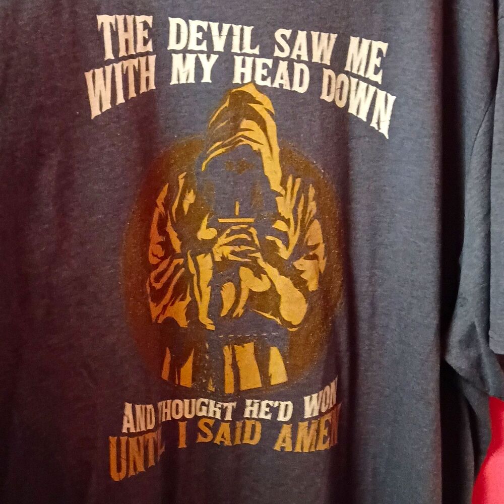 Gildan Men's 5XLT Gray Graphic T-Shirt "The Devil Saw Me" Crew Neck SS